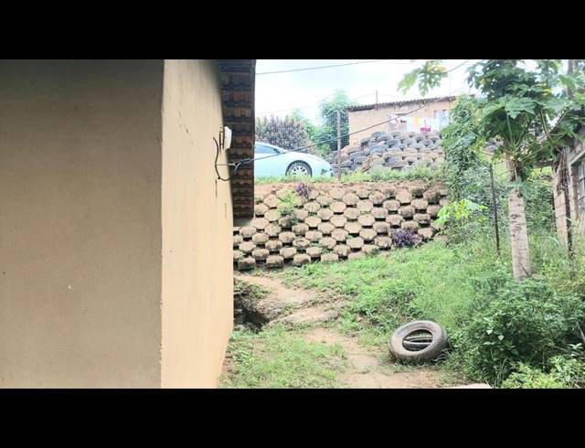 3 BEDROOM HOUSE FOR SALE IN KWAMASHU